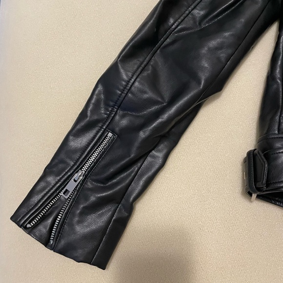 Zara Buckled Leather Jacket - Picture 9 of 11